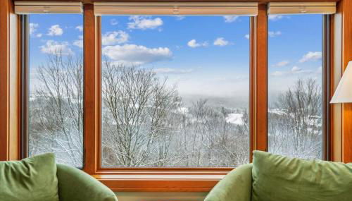 Highridge B14 Enjoy the view ski back trail shuttle service sports center - Photo 2