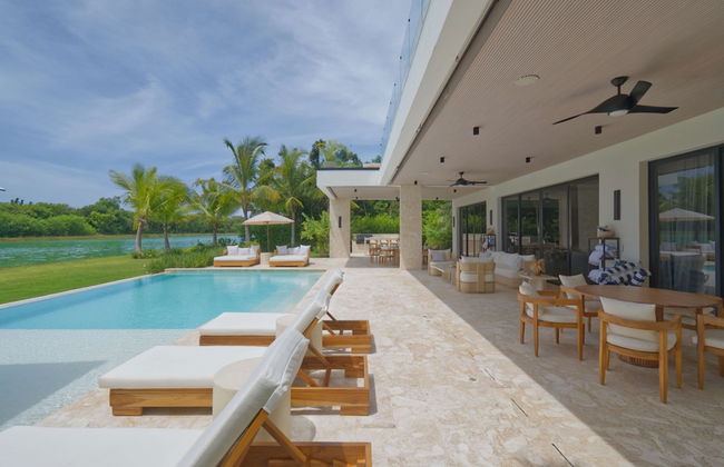 Modern Lake Villa With English Speaking Staff in Golf and Beach Resort - Foto 1