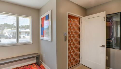 Luxe Townhouse with Garage and Terrace - Foto 5