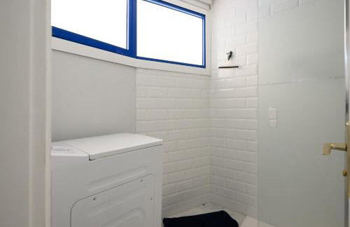 Charming Apartment with Terrace, Swimming pool and Sea views - Foto 7