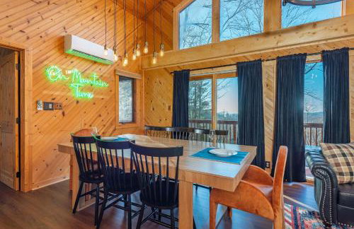 6 Br Cabin Hot Tub Fire Pit Min to Hatley Pointe - Foto 10