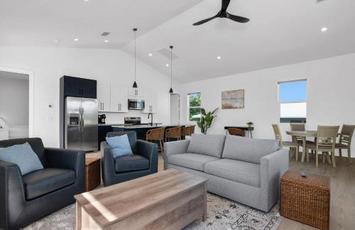 Harbor Place Boathouse BRAND NEW - Foto 13