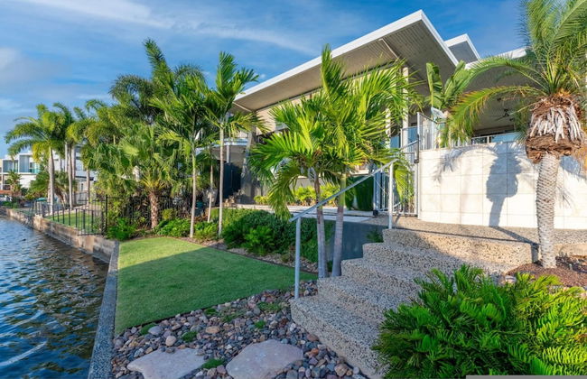 Water-front Paradise Pool - BBQ - Balcony Dining - Foto 51