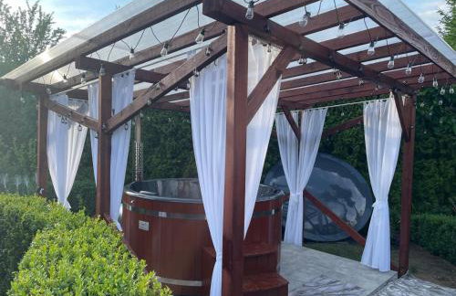 Zakątek na skraju lasu - Foto 2