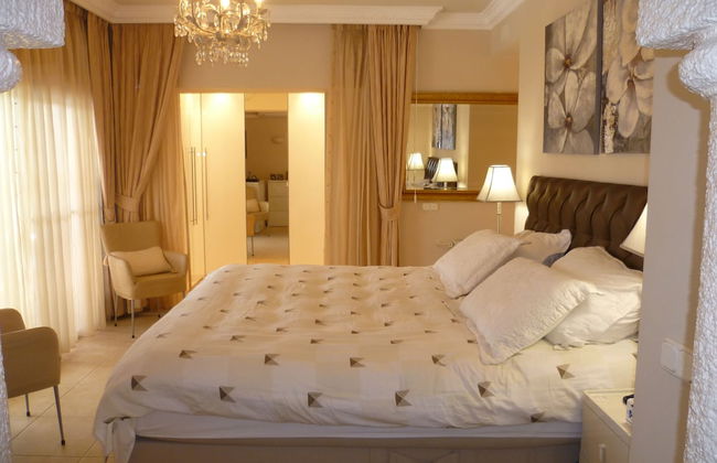 Luxury Villa With Pool & Jacuzzi - Foto 4