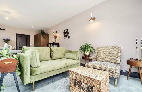 Cozy 2 Bedroom garden flat - Foto 6