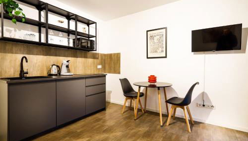 Boardinghaus Grünefeld -W2 - Schöne Serviced Apartments - Küche - Smart TV - P - Premiummatratzen - Rainshower by Wooon - Foto 4
