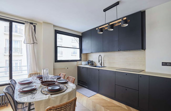 Superb Apartement Tour Eiffel Invalides - Photo 7