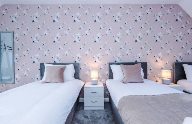 Lovely three bed home Manchester - Foto 4