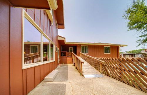 Lake Erie Getaway with Private Pool and Yard! - Foto 36