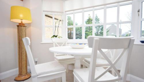 Seagull Cottage, Aldwick - Photo 3