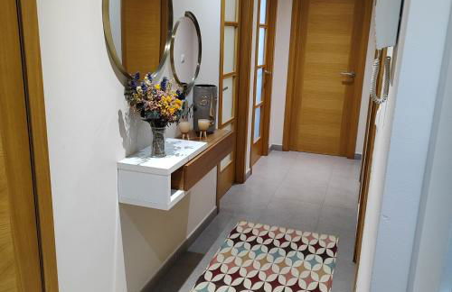 Piso céntrico en Viveiro con aparcamiento - Foto 11