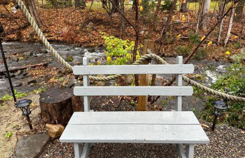 Escape to a Streamside Cabin in the Lower Catskills - Foto 26