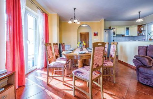 Four-Bedroom Holiday Home In Bregi - Foto 18