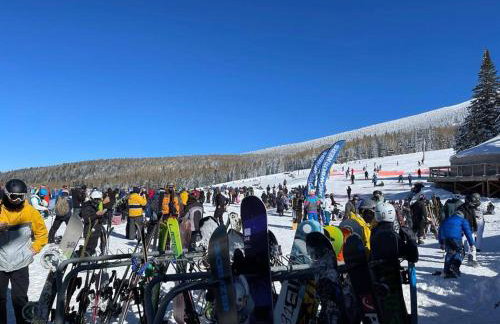 Luxury Home Downtown NAU Route 66 Snowbowl - Foto 42