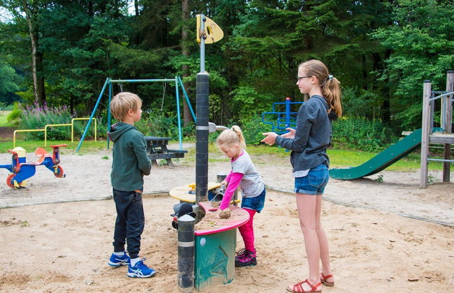 Cozy Chalet With a Decorative Fireplace - Foto 12