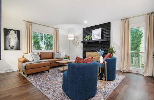 Cozy & Elegant Gem Fenced Yard BBQ & Games - Foto 1