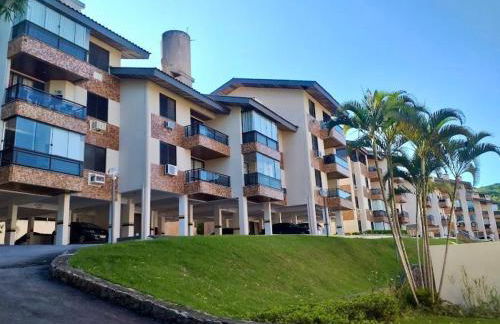 Segurança e conforto na Praia Brava a 100 do mar - Condomínio Curimã - Foto 22