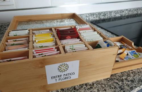 Entre patios y flores - Foto 20