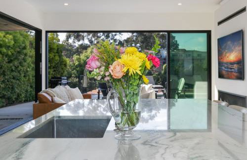 Luxury Pool Haven Scenic Views and Summer Fireworks - Foto 28