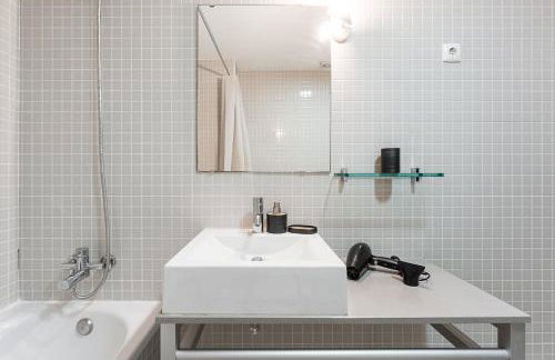 GuestReady - Cosy studio with balcony - Foto 27