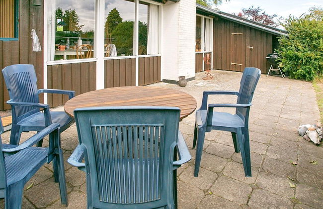 4 Person Holiday Home in Frorup - Photo 7