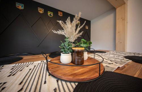 Centrally Located Cozy Modern Home in Bethel - Foto 14