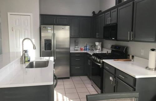 Family Villa with Private Pool near Disney Parks - Foto 6