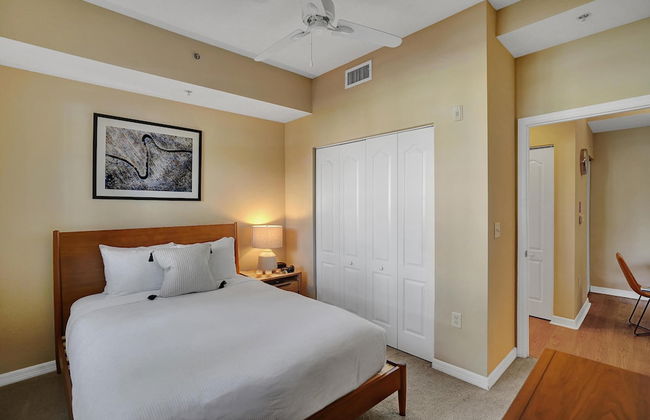 Dharma Home Suites South Miami at Red Road Commons - Foto 15