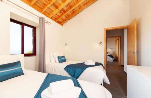 Melo's Place - Photo 18