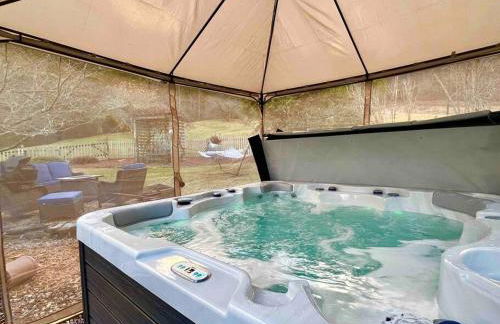 Golden Acres Ranch Hot Tub+Gameroom+Creek & wifi - Foto 51