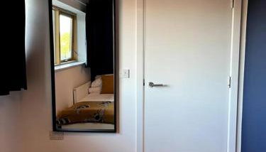 Colourful, bright and chic 2 storey apartment - Foto 3