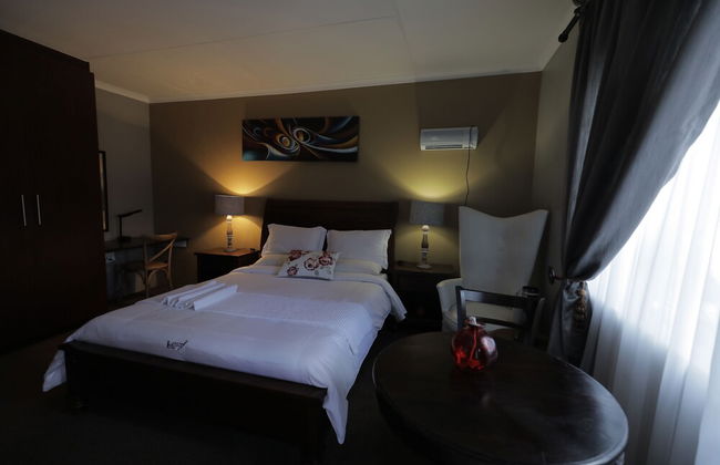 Ledumo Lodge - Photo 11