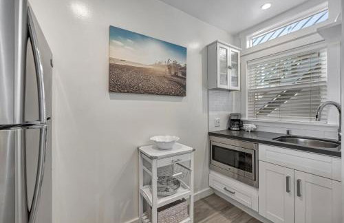Ocean VIEWS! Steps from Victoria Beach, Lux Design - Foto 11