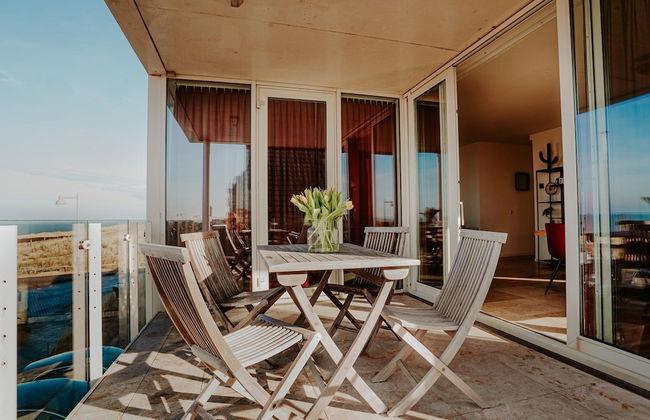 Apartment by the Beach With Sea Views - Photo 35