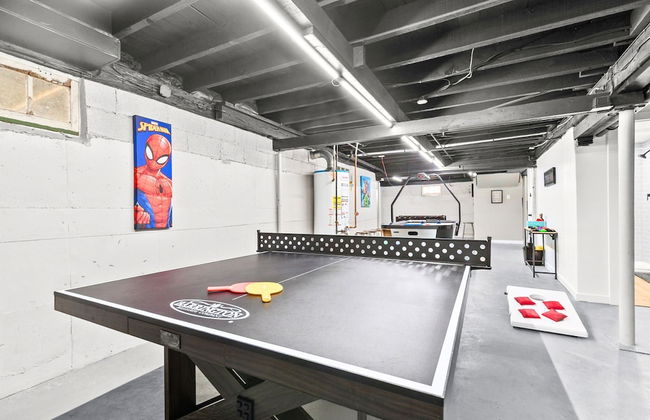 The Waterfront - Waterslide Game Room Sleeps 26 - Foto 62