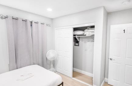 Exotic Homes Gillespie Dr by SD stay - Foto 16