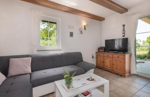 Amazing Home In Ostrobradic - Foto 21