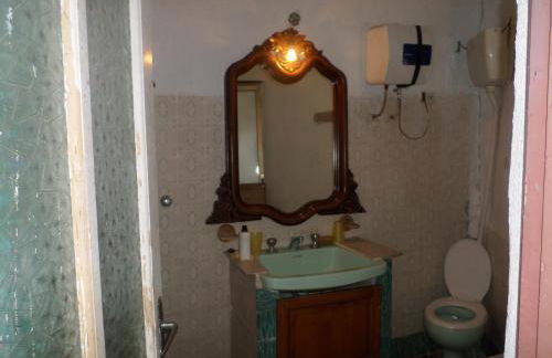 Pinnettu sardo tipica abitazione sarda in ecosistema insetti e animaletti simpatici in condivisione bagno esterno a 10metri Leggere attentamente Prima di prenotare - Foto 55