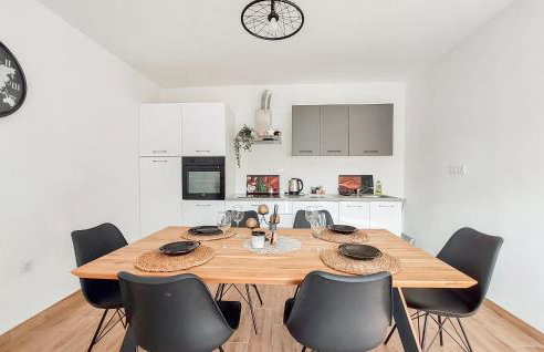 Amazing Home In Labin With Kitchen - Photo 5