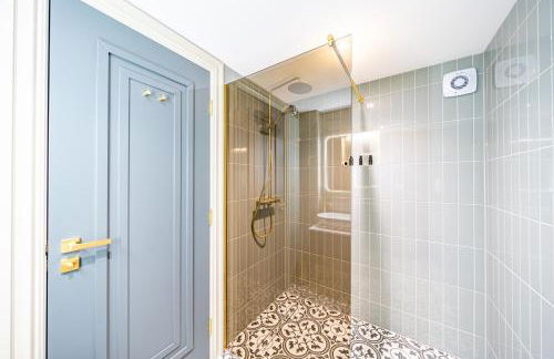 St Mary's Quarters - Photo 34