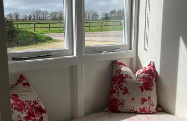 Scotland Lodge Farm, Stonehenge - The Stalls & The Stable Loft - Pets by agreement in the Stable Loft - Foto 10