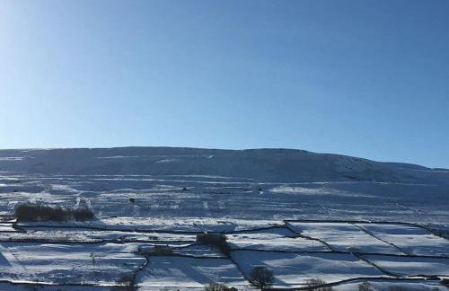 The Byre @ Cow Close - Stay, Rest and Play in the Dales. - Photo 4