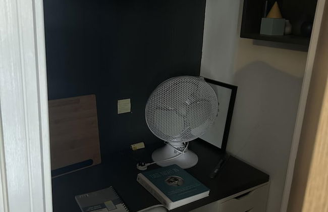 Immaculate 2-bed Apartment in Romford - Photo 5