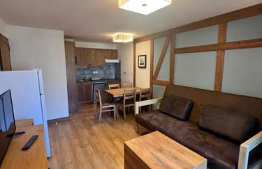 Appart Low Cost résidence 4 étoiles avec piscine - Foto 11