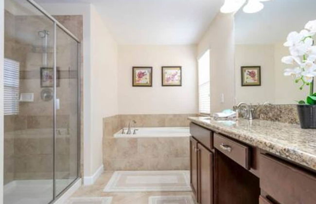 Gorgeous 6 Bedroom w Pool Paradise Palms - Foto 48