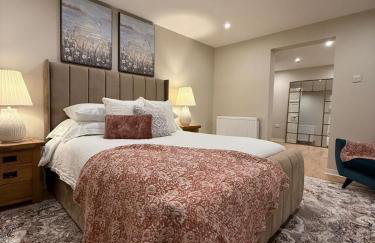 Home away from home in Glasgow - Free Street Parking - Photo 1