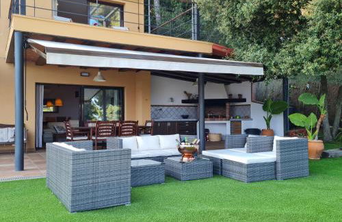 VILLA LA CALA with swimming pool & sea view, 10 min walk from the sea - Photo 9