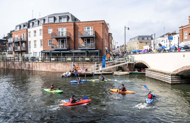 Super Vibrant 2 Bedroom With Parking - Foto 23