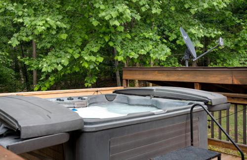 Shenandoah dog friendly cabin - river access, BBQ, outdoor dining and lounging, fire pit, AWD or 4WD encouraged - Foto 3